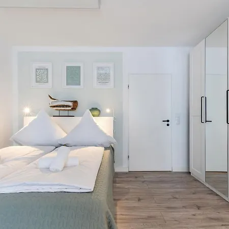 Sea La Vie - Seitlicher Meerblick Zwischen Suedstrand Und Yachthafen Apartment Fehmarn